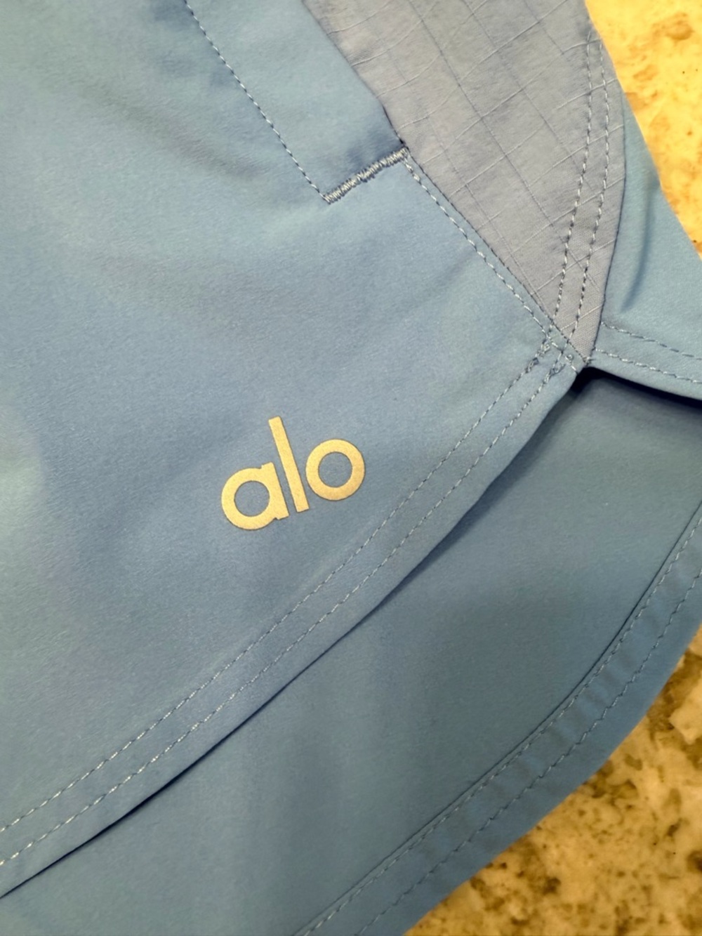 ALO Yoga Playmaker Dolphin Shorts NWOT - Picture 6 of 6